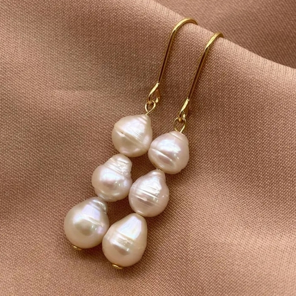 Freshwater Pearl Earrings - Picture 2 of 6